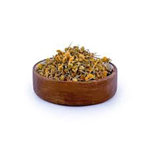 بابونه ریخته شده در ظرف