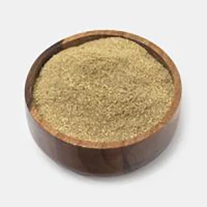 پودر گلپر فله در ظرف ریخته شده